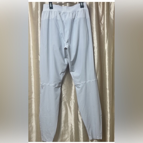 Lululemon grey pants - Picture 2 of 3